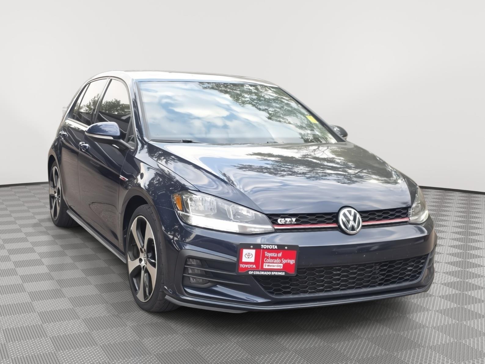 2018 Volkswagen Golf GTI 2.0T S 4-Door FWD