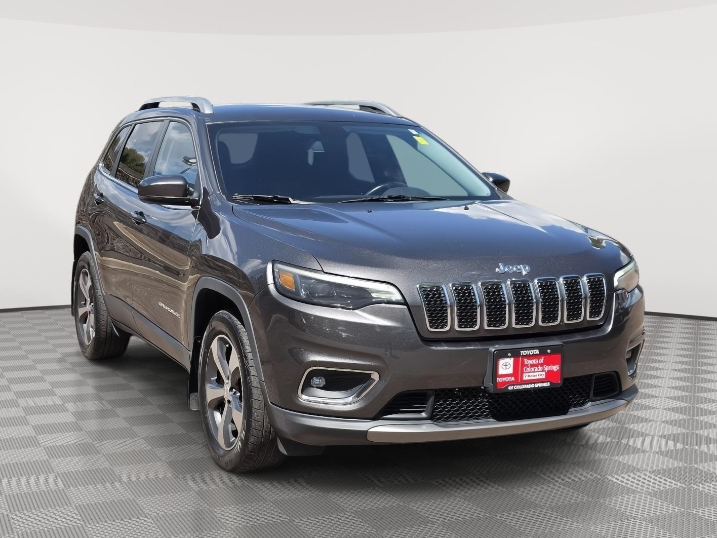 Gray (Granite Crystal Metallic Clearcoat) 2019 Jeep Cherokee SUV / Crossover Four-Wheel Drive 9-Speed Automatic