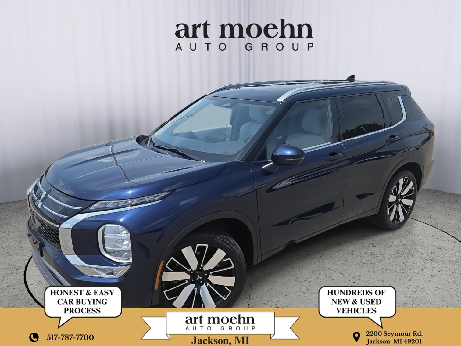 Black Diamond/Alloy Silver Roof 2025 Mitsubishi Outlander SUV / Crossover All-Wheel Drive Continuously Variable Transmission