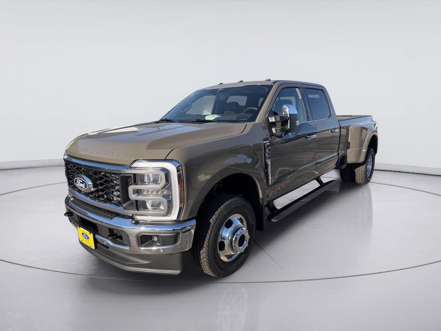 2027 Ford Super Duty F-350 DRW King Ranch