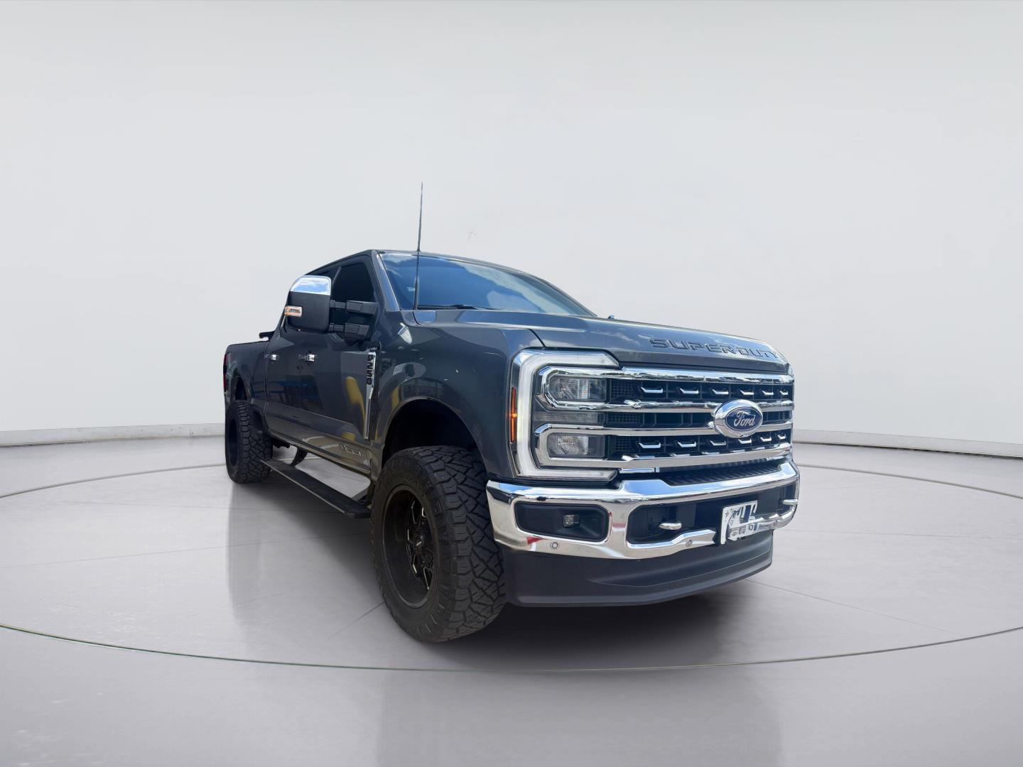 2024 Ford Super Duty F-250 Lariat