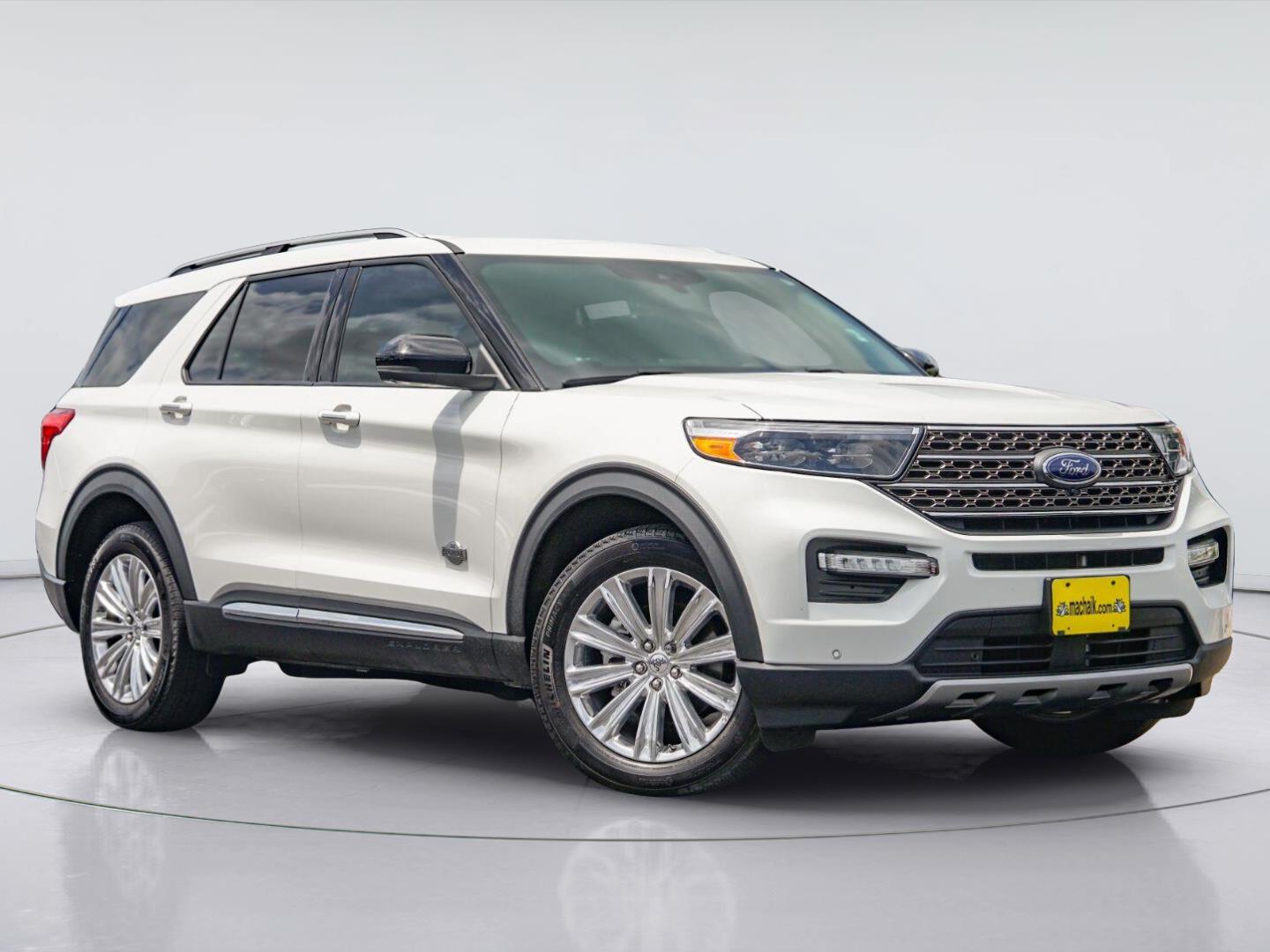 Star White Metallic Tri-Coat 2022 Ford Explorer SUV / Crossover All-Wheel Drive Automatic