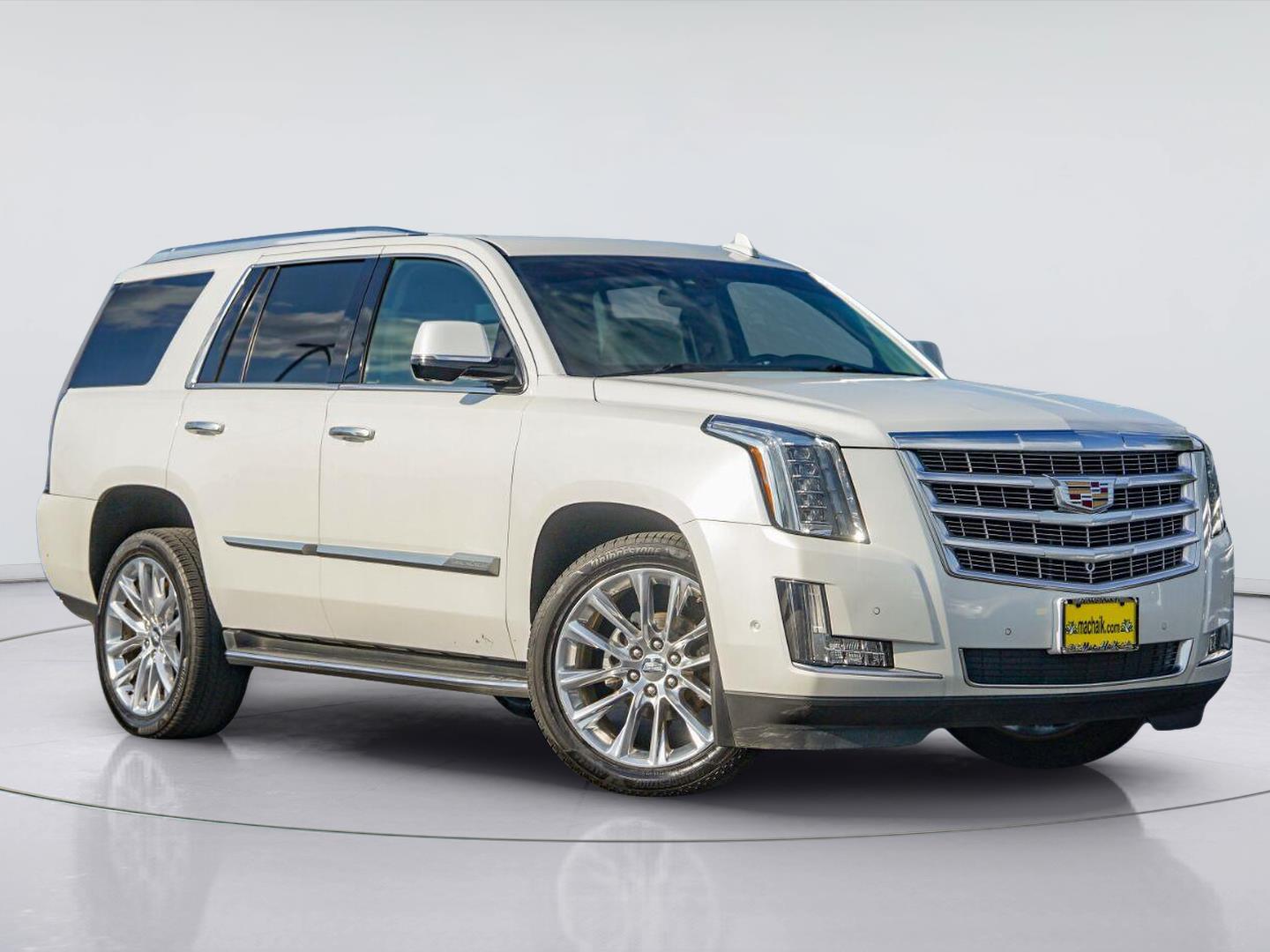 2017 Cadillac Escalade Luxury RWD