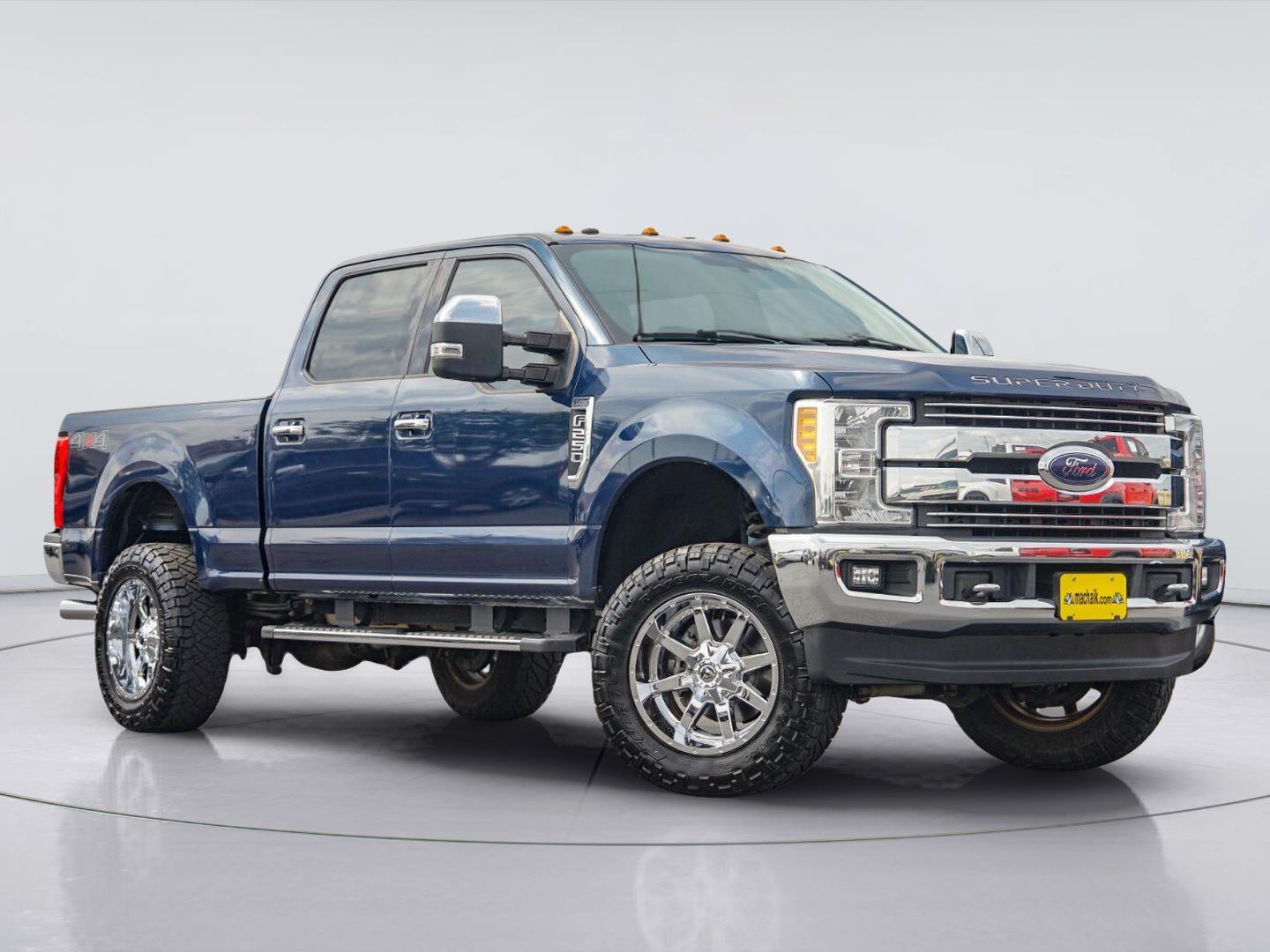  2017 Ford F-250 Super Duty Lariat Crew Cab 4WD   