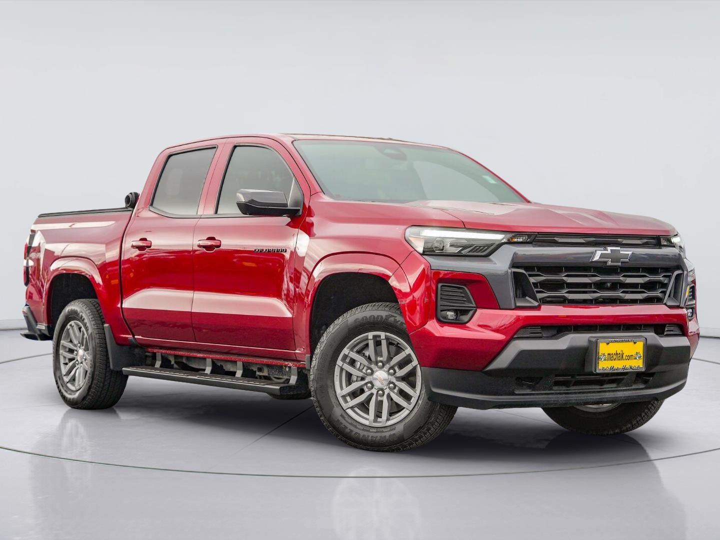 Radiant Red Tintcoat 2026 Chevrolet Colorado Pickup Truck Four-Wheel Drive 8-Speed Automatic