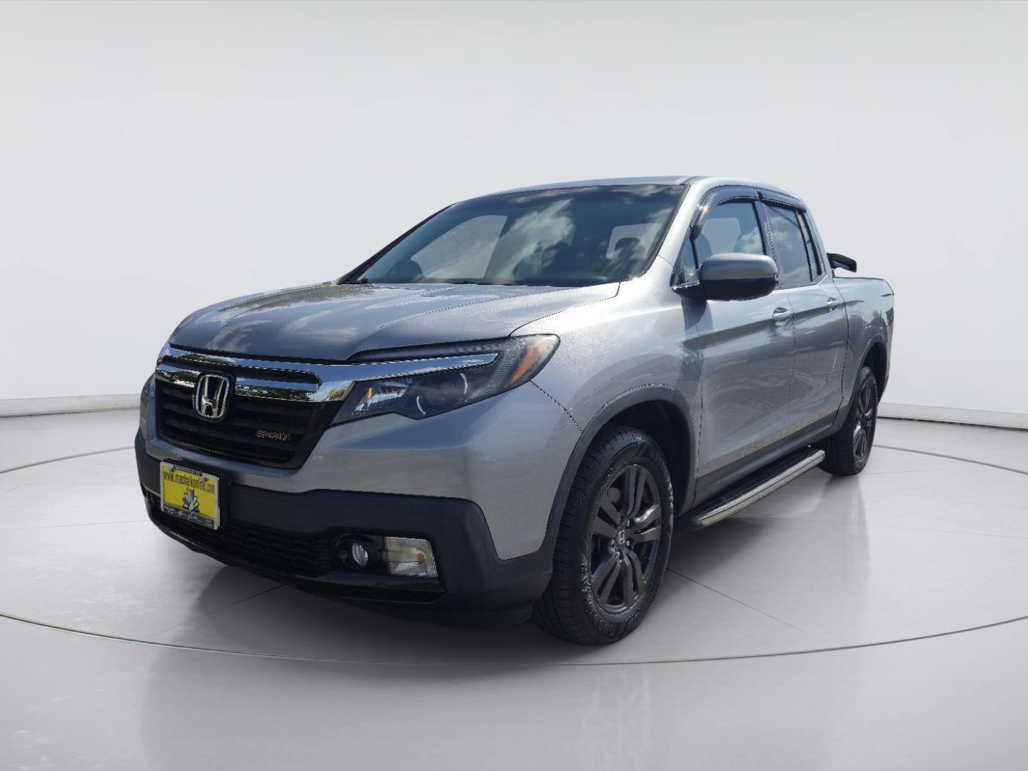 Lunar Silver Metallic 2018 Honda Ridgeline Pickup Truck All-Wheel Drive Automatic