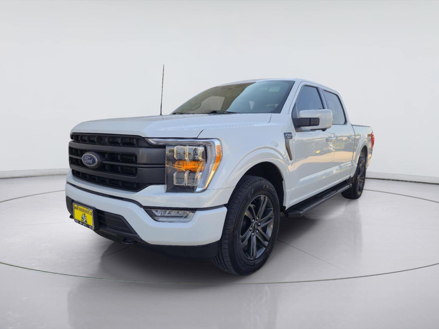 Star White Metallic Tri-Coat 2022 Ford F-150 Pickup Truck Four-Wheel Drive Automatic