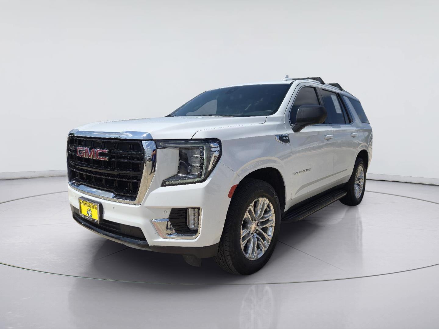 2022 GMC Yukon SLE RWD   