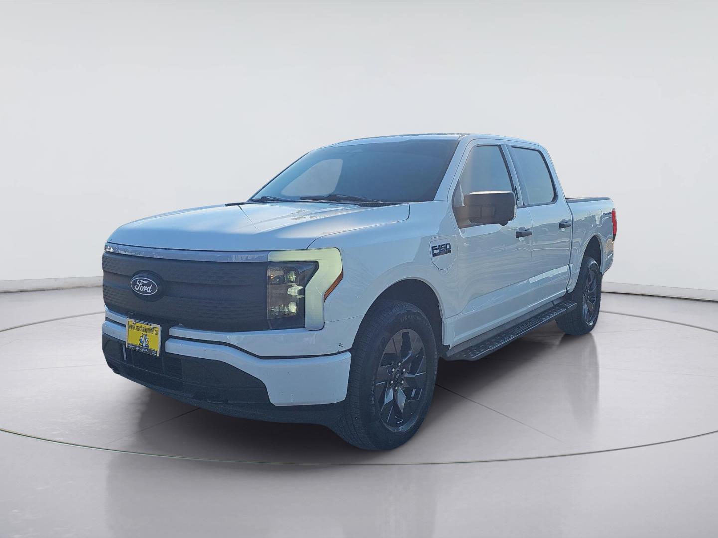 Oxford White 2024 Ford F-150 Lightning Pickup Truck All-Wheel Drive 1-Speed Dual Clutch