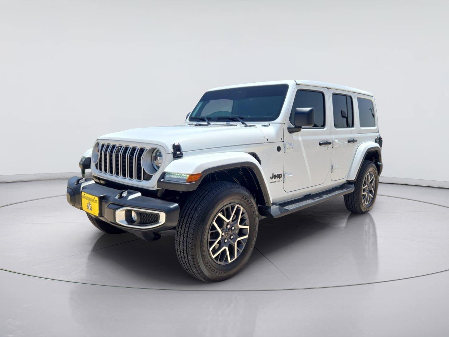 Bright White Clearcoat 2026 Jeep Wrangler SUV / Crossover Four-Wheel Drive 8-Speed Automatic