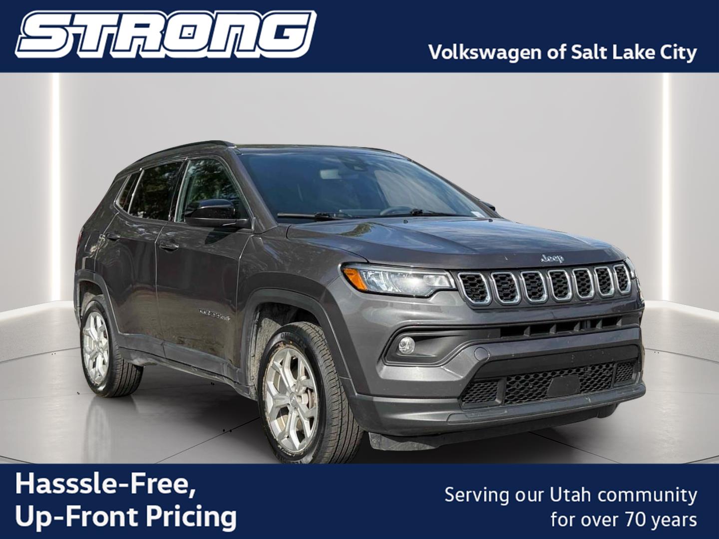 Baltic Gray Metallic Clearcoat 2024 Jeep Compass SUV / Crossover Four-Wheel Drive 8-Speed Automatic