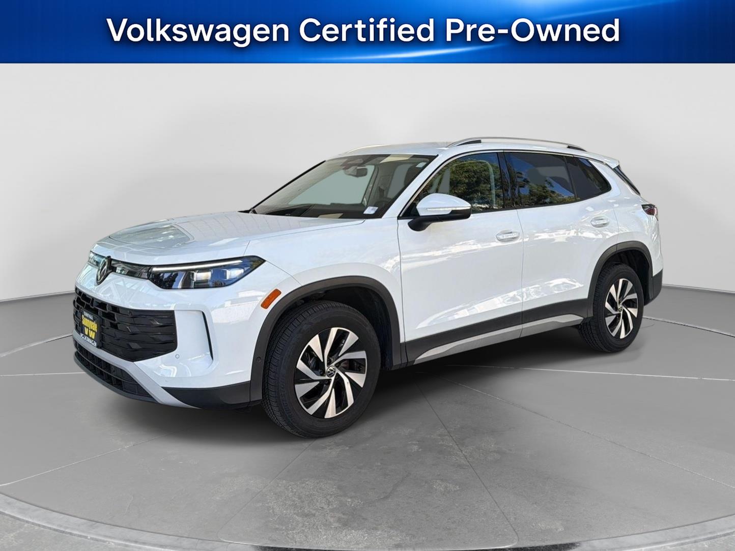 Pure White 2025 Volkswagen Tiguan SUV / Crossover All-Wheel Drive Automatic