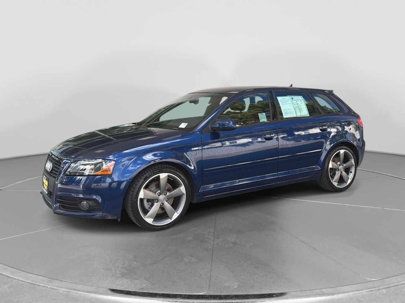 2011 Audi A3 2.0T Premium Plus Wagon FWD Wagon Front-Wheel Drive Manual