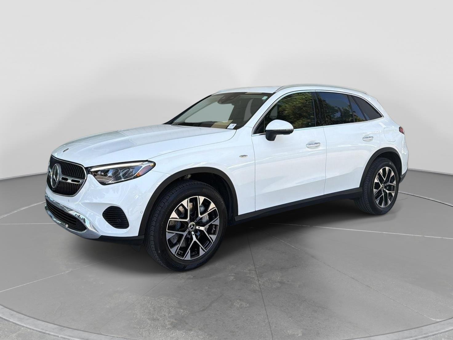 Polar White 2025 Mercedes-Benz GLC GLC 350e 4MATIC SUV / Crossover All-Wheel Drive Automatic