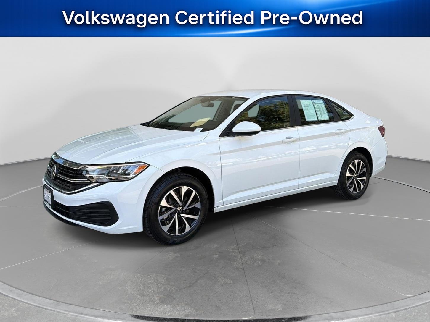 Pure White 2023 Volkswagen Jetta Sedan Front-Wheel Drive Automatic