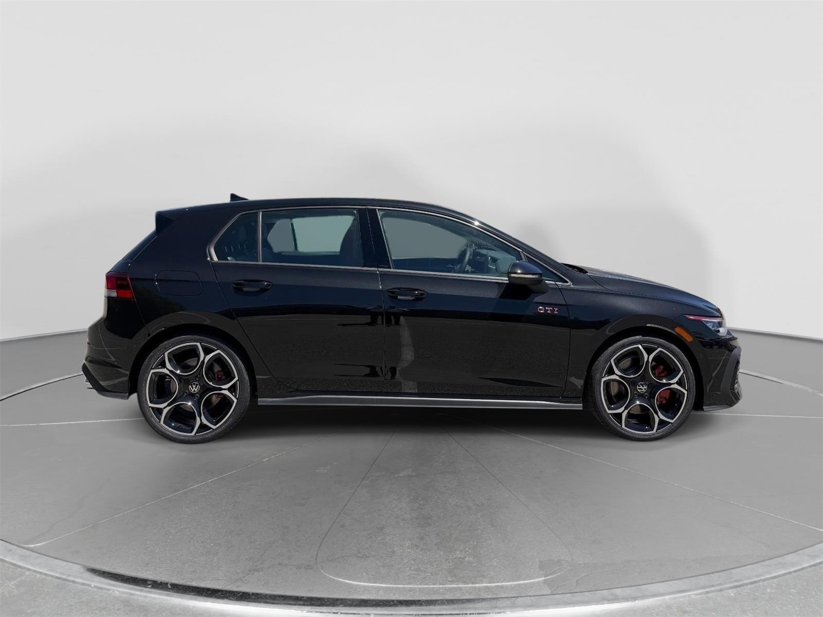 Mythos Black Metallic 2026 Volkswagen Golf GTI Hatchback Front-Wheel Drive Automatic