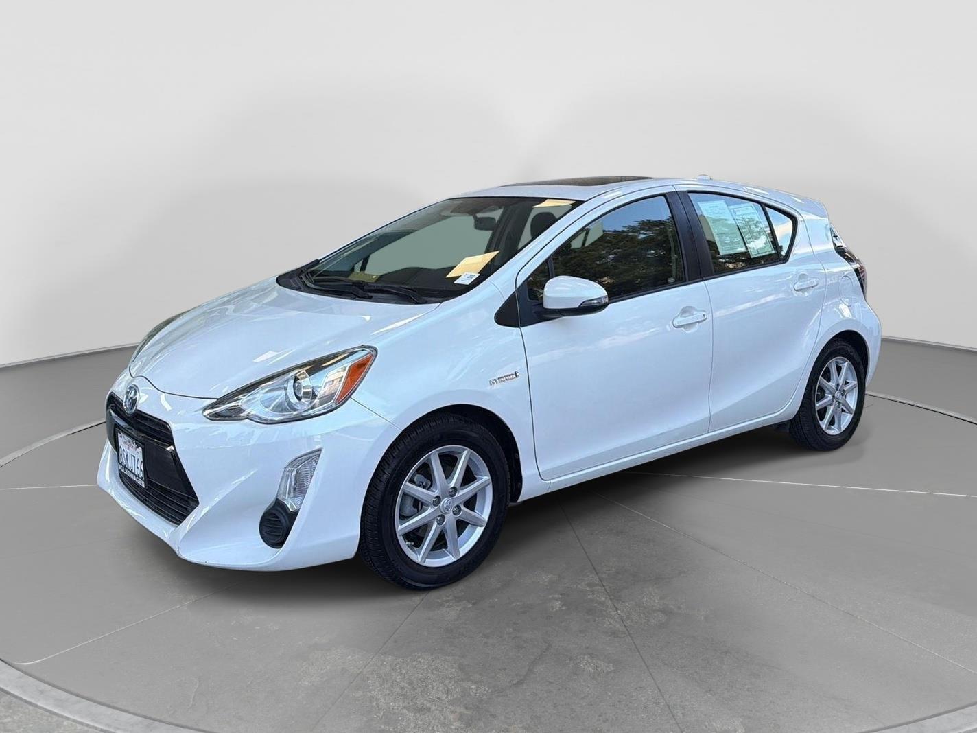 Moonglow 2015 Toyota Prius c Hatchback Front-Wheel Drive Continuously Variable Transmission