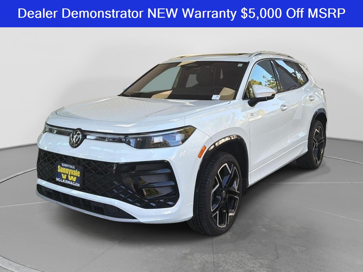 Opal White Pearl 2025 Volkswagen Tiguan SUV / Crossover All-Wheel Drive Automatic