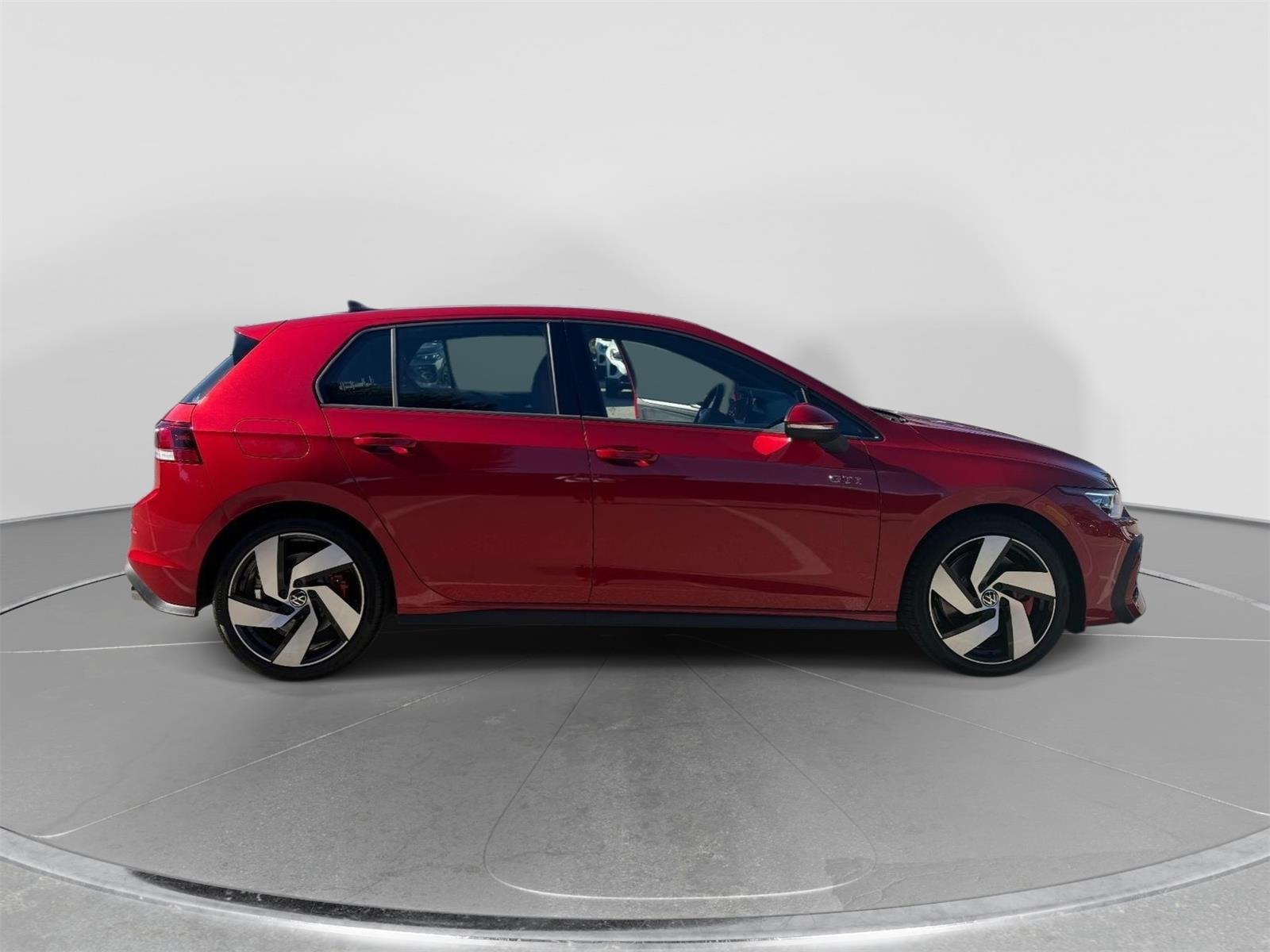 Kings Red Metallic 2026 Volkswagen Golf GTI Hatchback Front-Wheel Drive Automatic