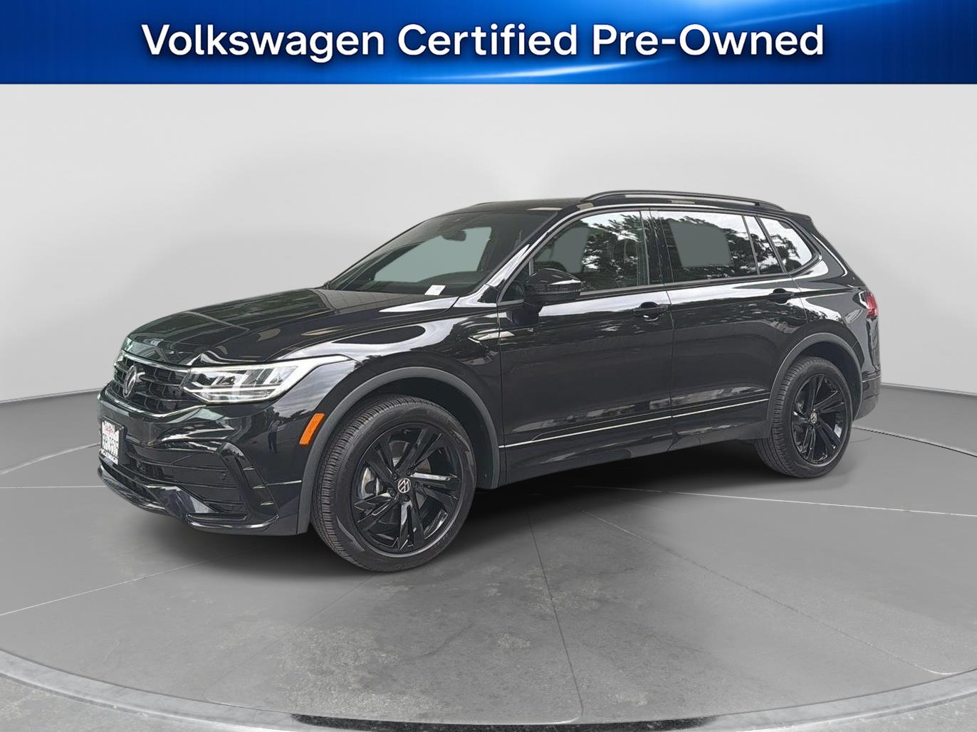 Deep Black Pearl 2024 Volkswagen Tiguan SUV / Crossover All-Wheel Drive Automatic