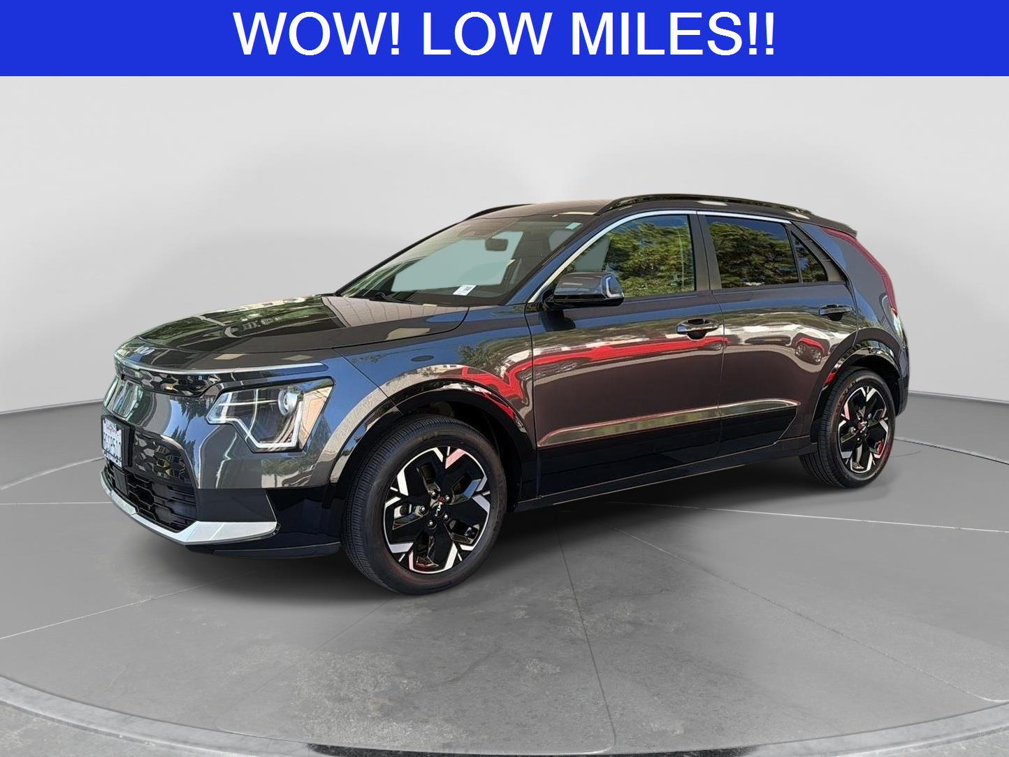 Graphite Gray 2023 Kia Niro EV SUV / Crossover Front-Wheel Drive Automatic