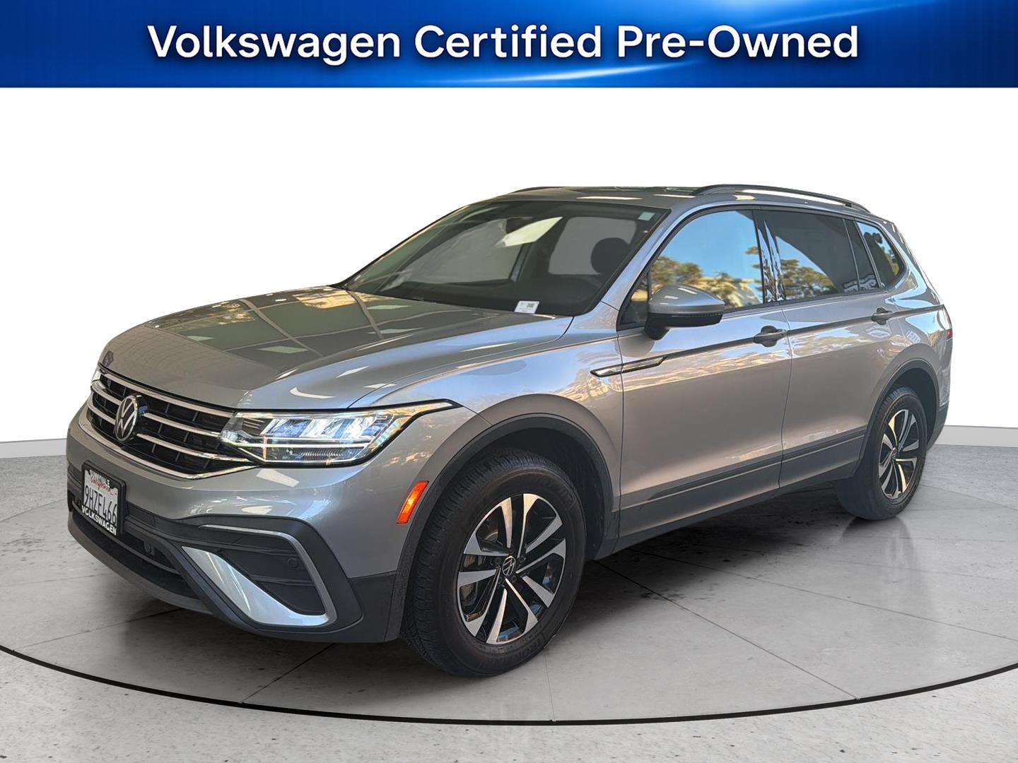 Pyrite Silver Metallic 2022 Volkswagen Tiguan SUV / Crossover All-Wheel Drive Automatic