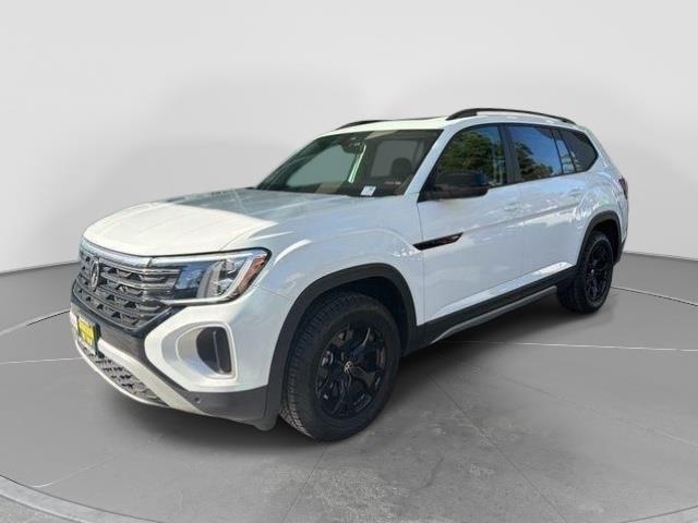 Pure White 2024 Volkswagen Atlas SUV / Crossover All-Wheel Drive Automatic