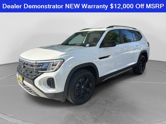 Pure White 2024 Volkswagen Atlas SUV / Crossover All-Wheel Drive Automatic