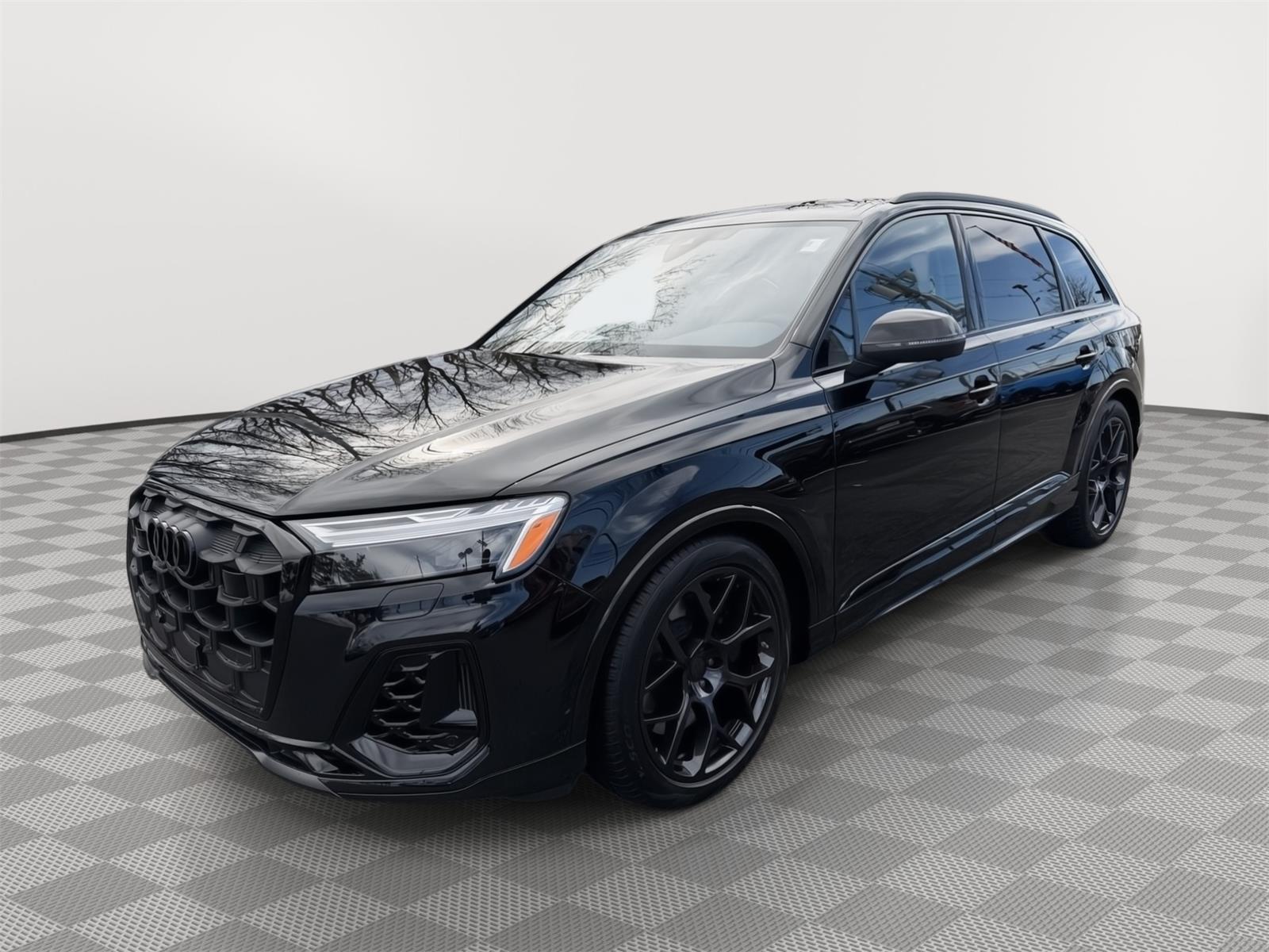2026 Audi SQ7 4.0T quattro Premium Plus
