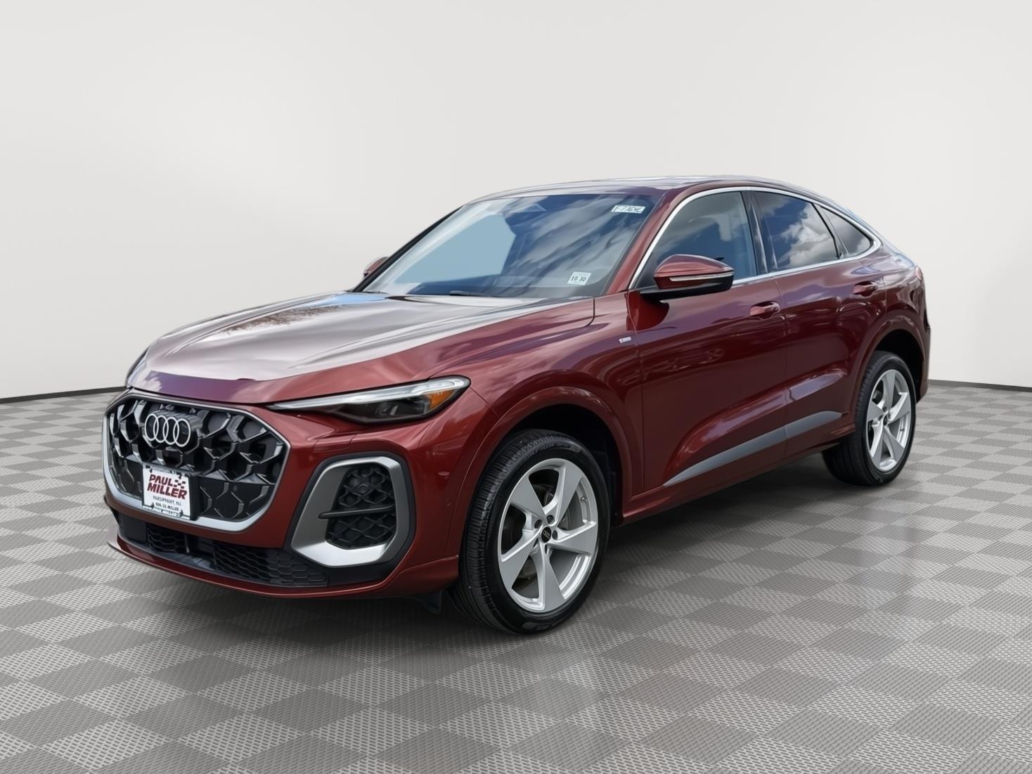 Grenadine Red Metallic 2025 Audi Q5 Sportback quattro Premium Plus S Line 45 TFSI Sedan All-Wheel Drive Automatic