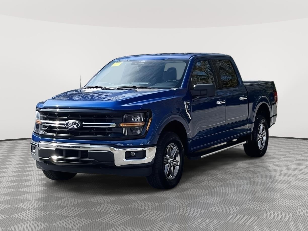 View vehicle photo 3