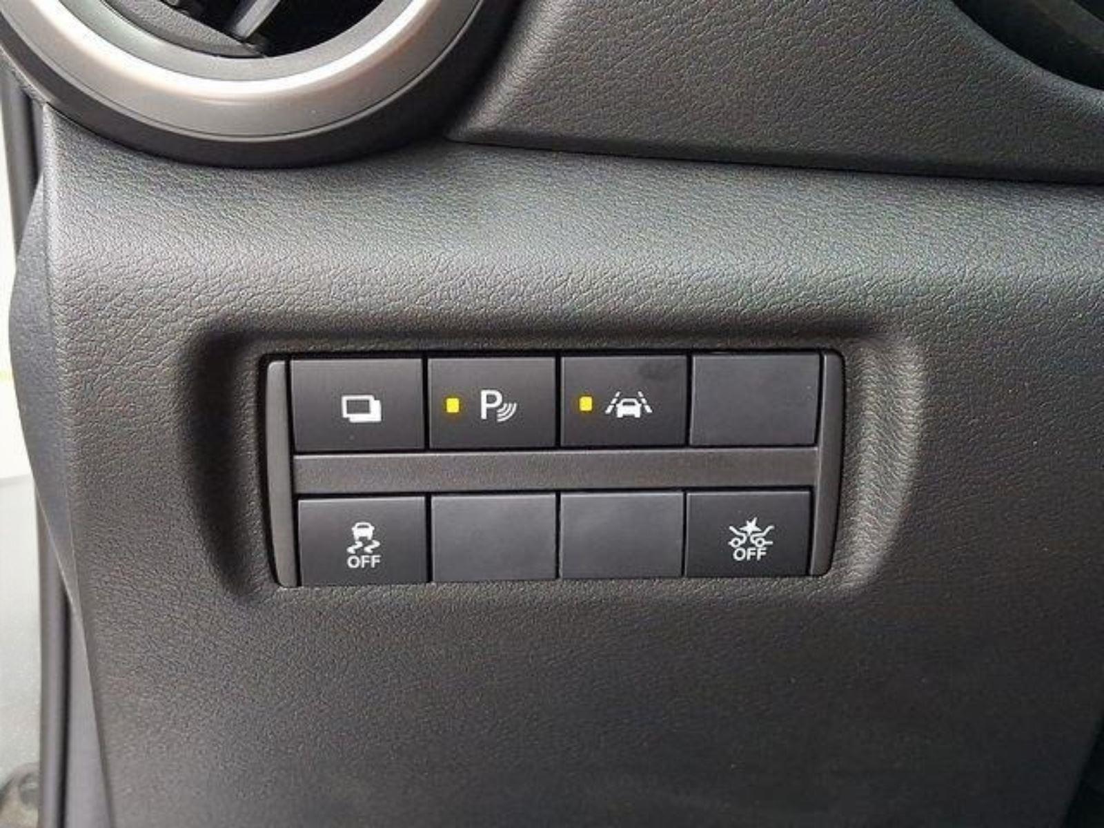 2025 Nissan Versa Sedan S - Photo 15