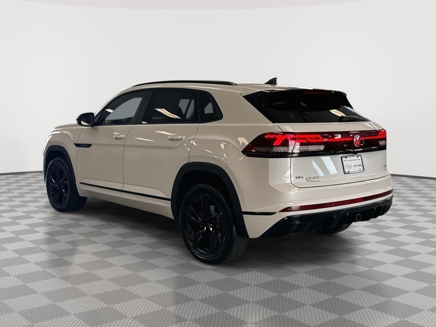 2026 Volkswagen Atlas Cross Sport SEL R-LINE - Photo 7