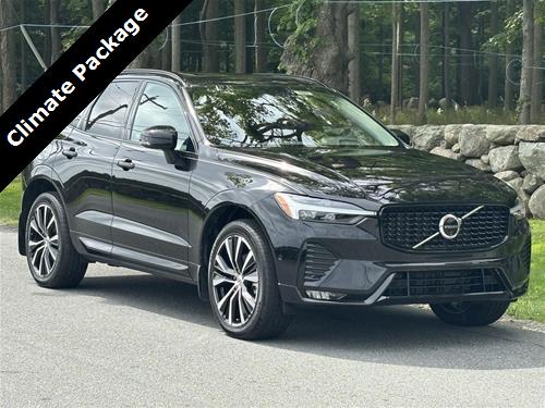 2024 Volvo XC60 Plus Dark Theme