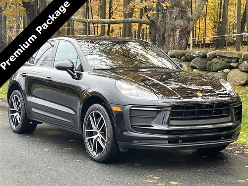 2022 Porsche Macan Base