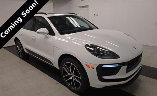 2022 Porsche Macan Base