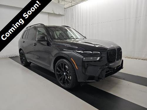2023 BMW X7 M60i