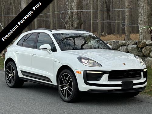 2022 Porsche Macan Base