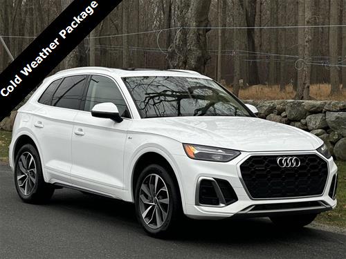2022 Audi Q5 S line Premium Plus