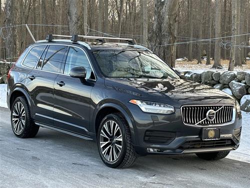 2021 Volvo XC90 Momentum