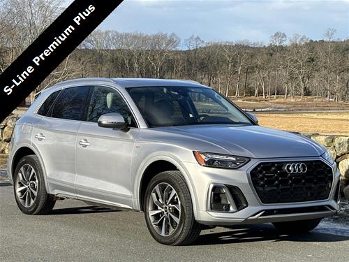 2022 Audi Q5 S line Premium Plus