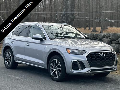 2022 Audi Q5 S line Premium Plus