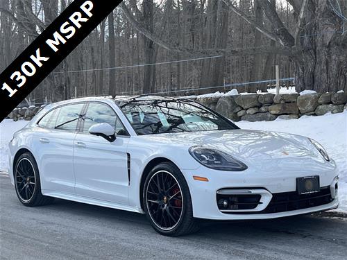 2023 Porsche Panamera 4
