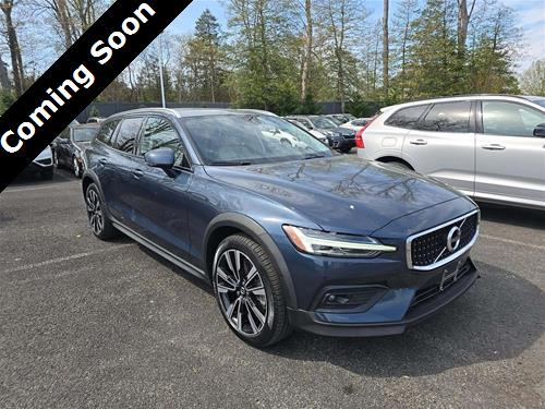 2021 Volvo V60 Cross Country T5