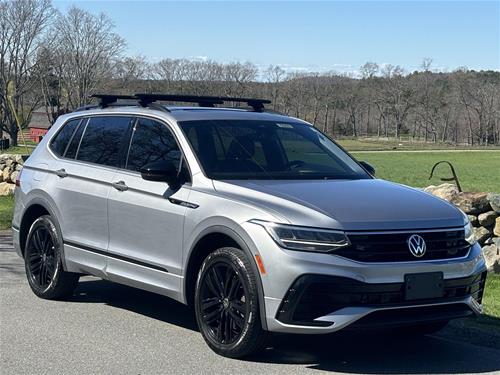 2022 Volkswagen Tiguan SE R-Line Black