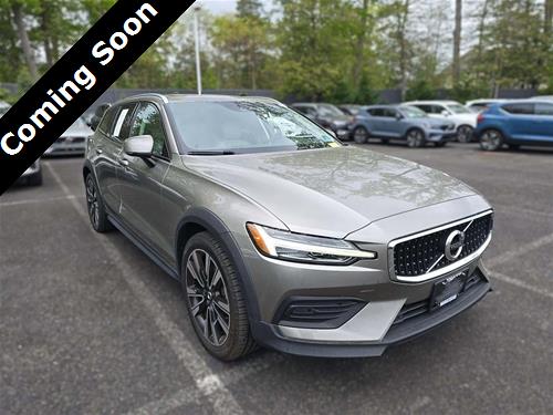 2020 Volvo V60 Cross Country T5