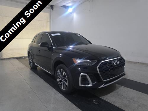 2022 Audi Q5 45 Premium Plus's photo