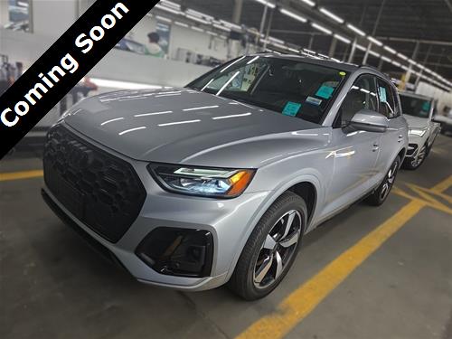 2022 Audi Q5 S line Premium Plus