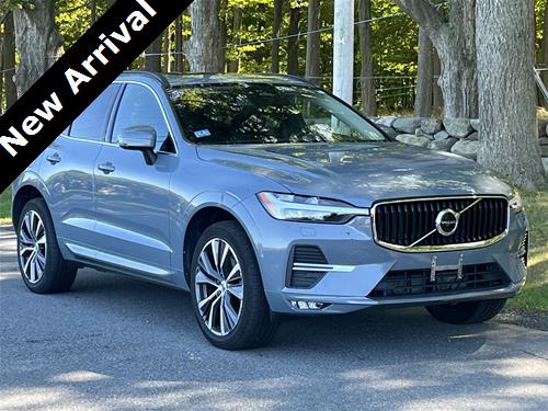 2022 Volvo XC60 Momentum