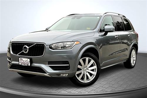 2016 Volvo XC90 T6 Momentum
